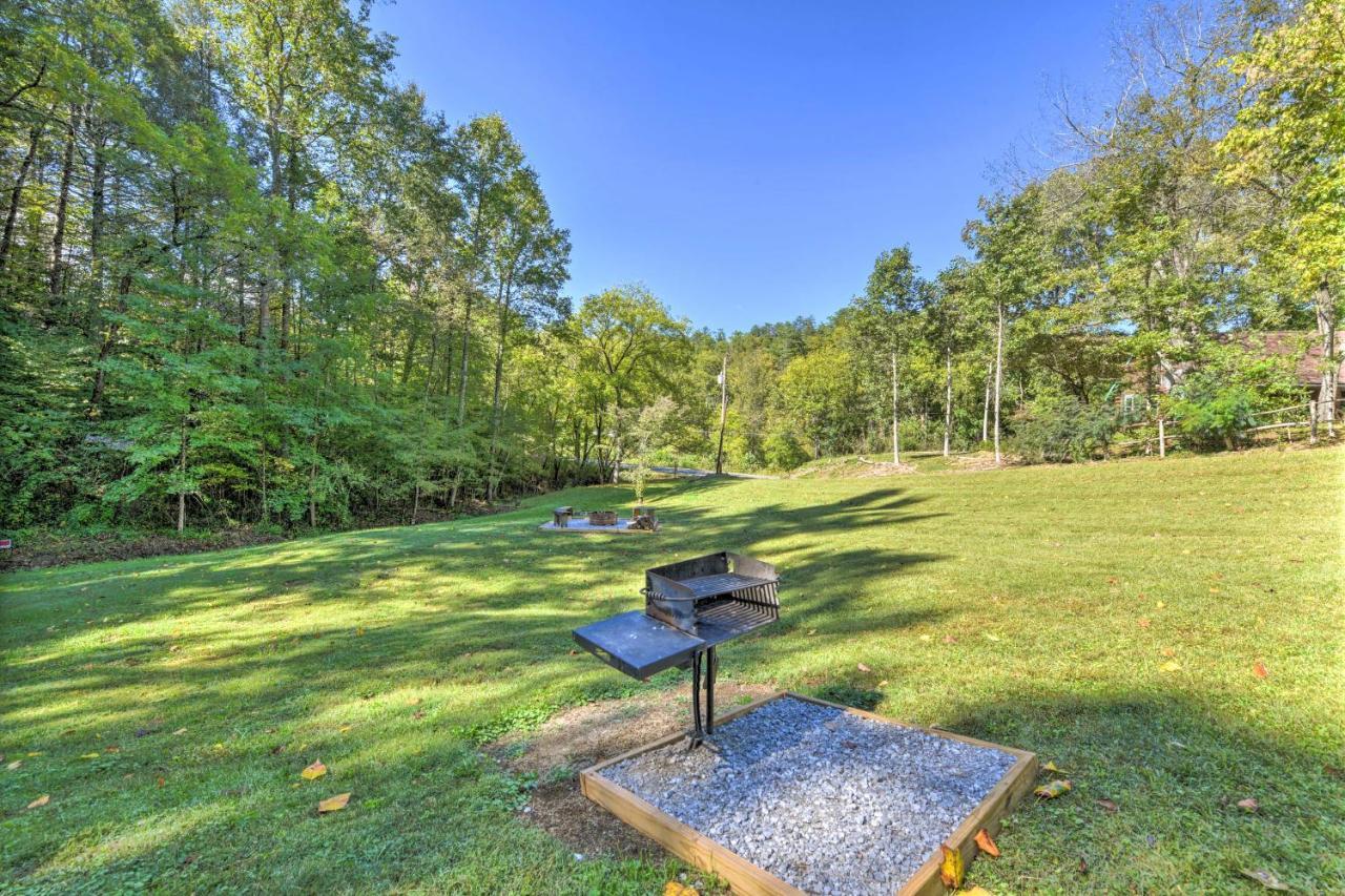 Smoky Mountain Cozy Cove Cabin Deck And Fire Pit! Cosby Eksteriør billede