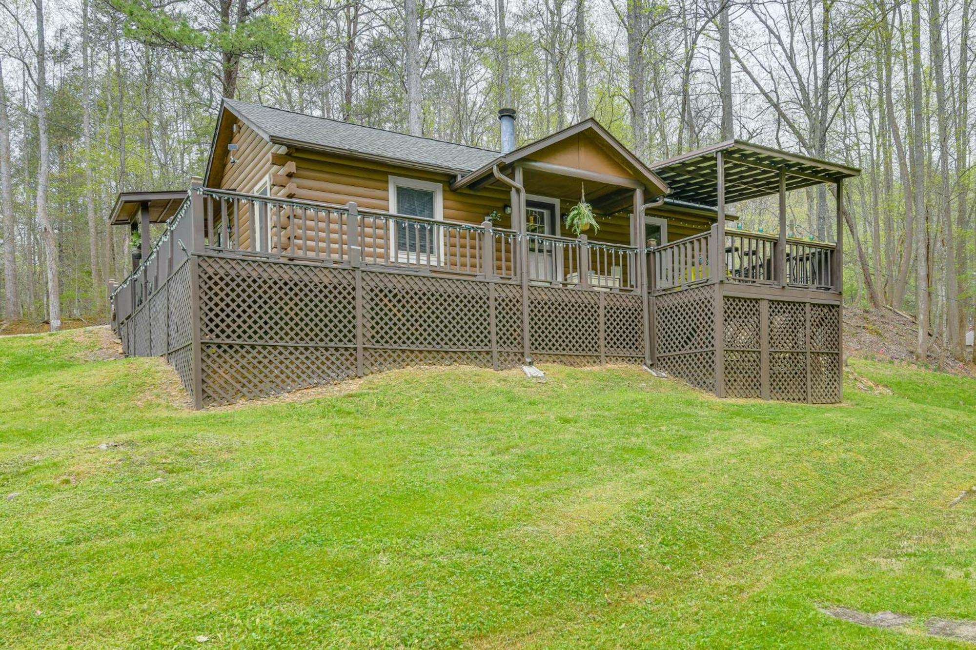Smoky Mountain Cozy Cove Cabin Deck And Fire Pit! Cosby Eksteriør billede